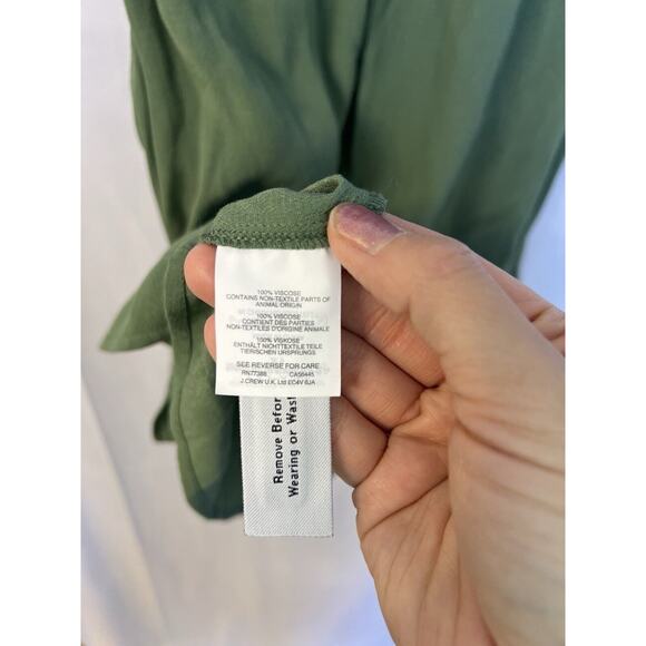 J Crew Size 6 Tiered Viscose Crepe Sleeveless Blouse Layered Fern Green - Picture 11 of 11